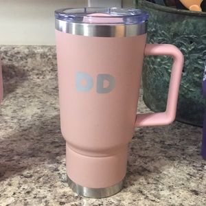 Dunkin’ Donuts cup